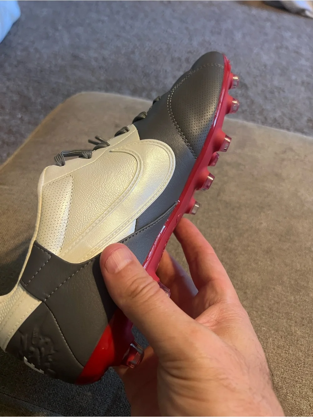 Mens nike premier III FG (HM0265 003) no box size 11.5